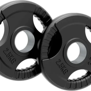 Zwei schwarze, gummierte 2,5 kg Tri-Grip Hantelscheiben mit rutschfestem Griff und zentralem Loch für Olympiastangen, ideal für das Krafttraining