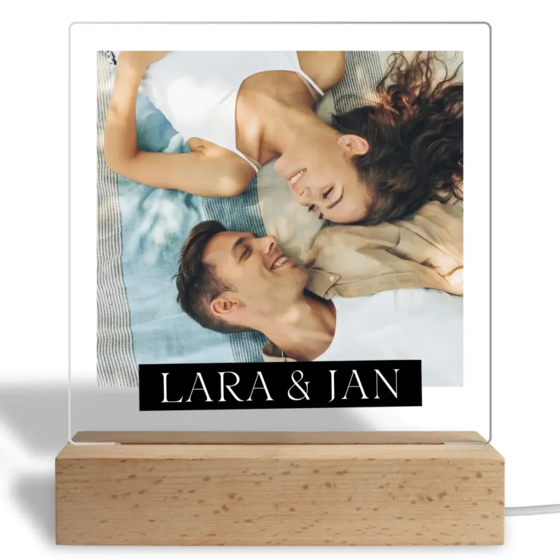 Personalisiertes Acryl Glasbild - Fotogeschenk mit Namen und Foto