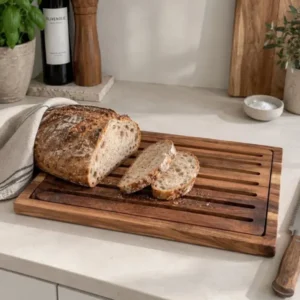 Schneidebrett mit Krümelfach - Akazie