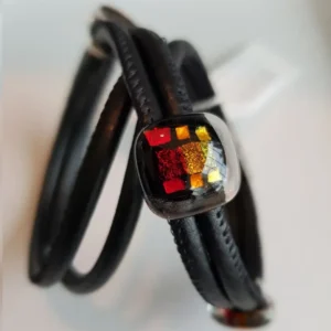 Lederarmband mit 3 Glassteinen Rot Gelb Fusing