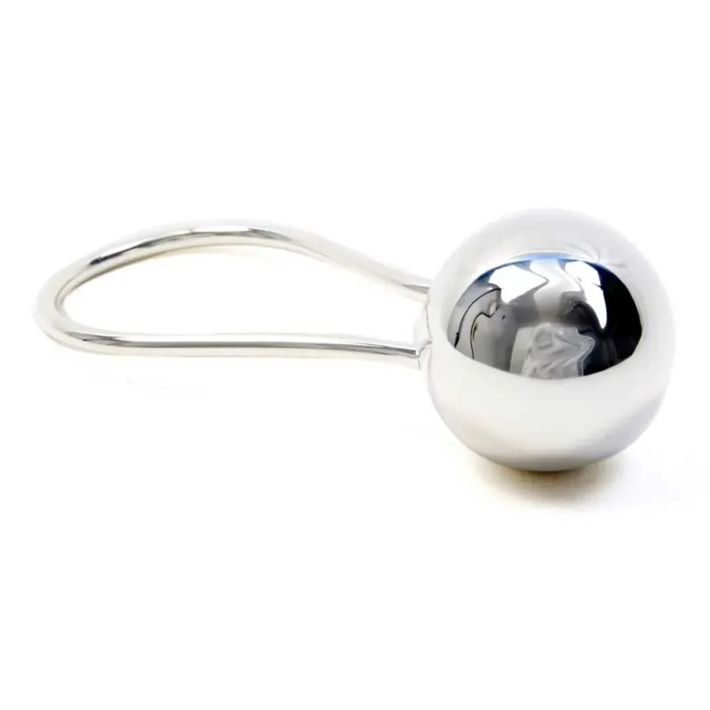 ELONGATED RATTLE | Baby SILBERRASSEL | Areaware - Charles & Marie