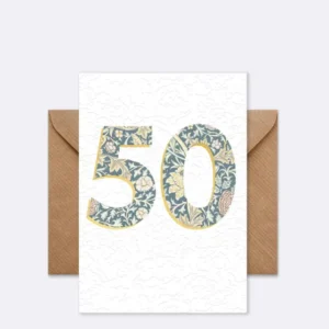 Doppelkarte mit floralem Muster in Blau und Beige und Zahl 50