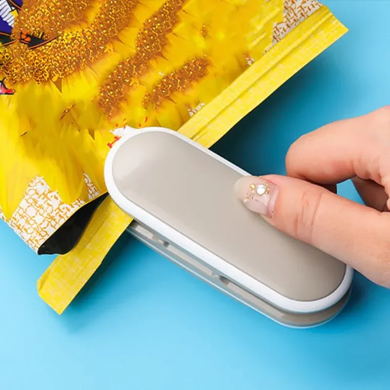 Fresh Food Keeper Portable Sealing Machine - Image 0
