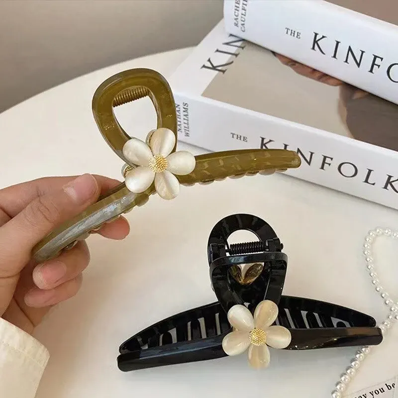 Sunflower Shine Fashion Hair Claw Clip - Image 0