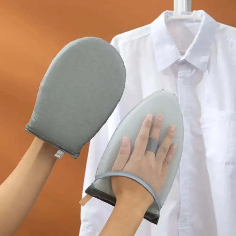 Heat Resistant Clothes Wrinkle Remover Steaming Glove - Image 0