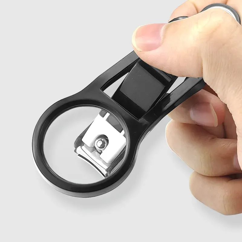 Clear Cut Magnifying Nail Clipper - Image 0