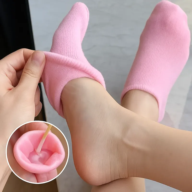 Moisturizing Reusable Hydrating Socks - Image 0