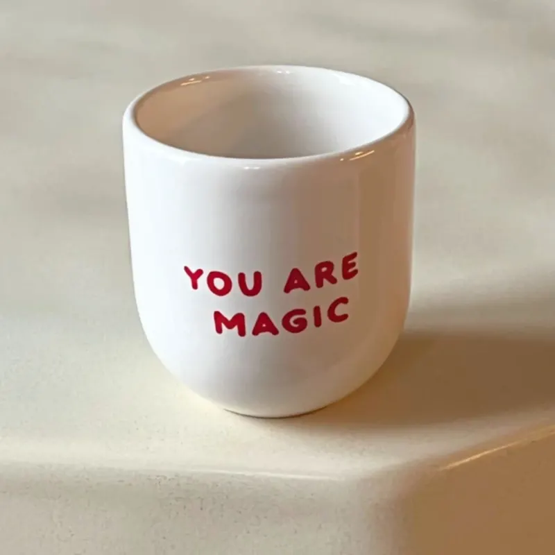 Keramikbecher 'you are magic' weiß